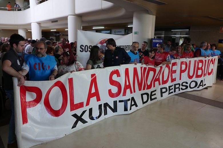 2016 06 01 ProtestaPecheDesmantelamentoMeixoeiroVigo04.JPG